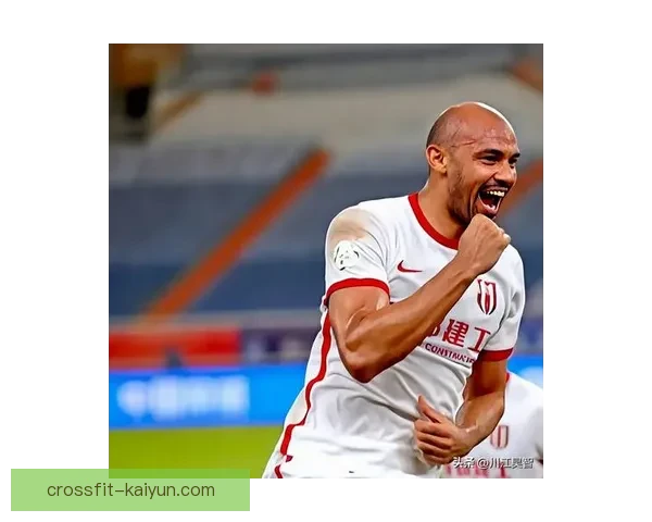 中国足球蓉城双子星表现稳健，有望在新赛季中继续引领球队前行